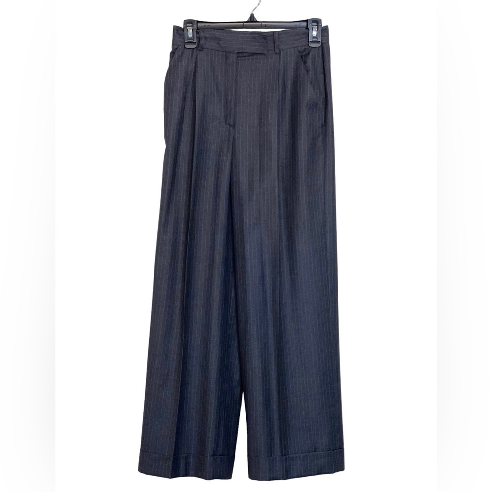 Escada women’s wool pin striped pants. Size36 GUC